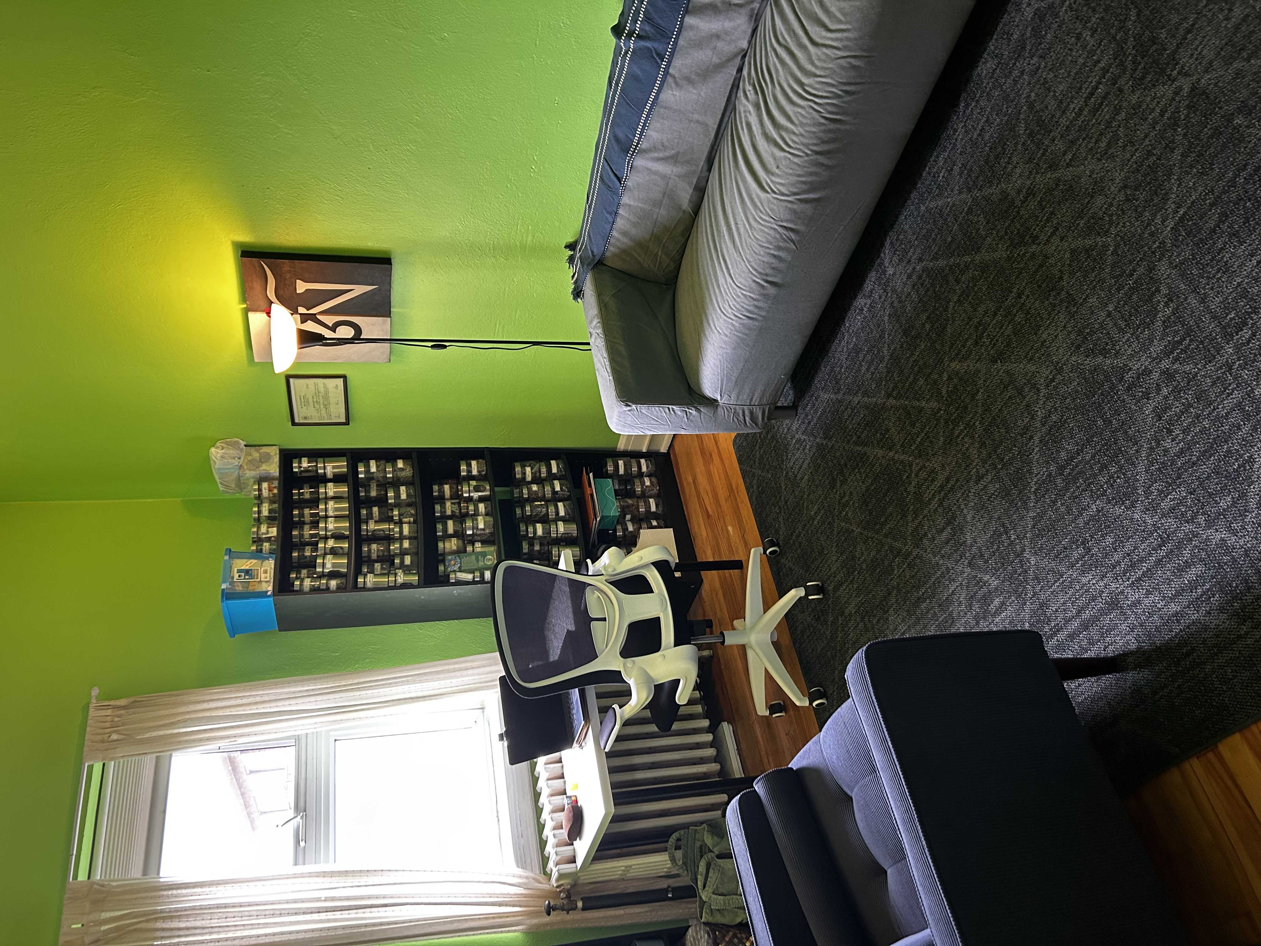 Roncesvalles Office